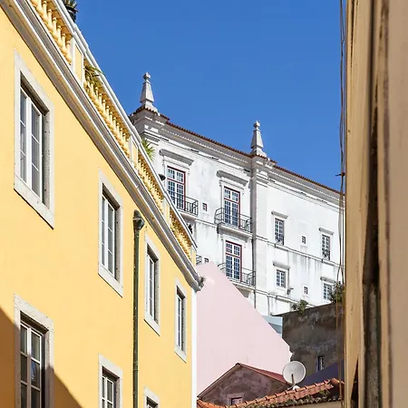 Alfama Typical 2 Bedroom * Lizbona