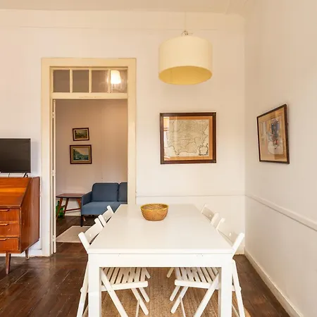 Appartamento Alfama Typical 2 Bedroom