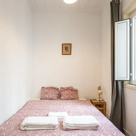 Appartement Alfama Typical 2 Bedroom Lissabon