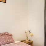 Alfama Typical 2 Bedroom Appartement *